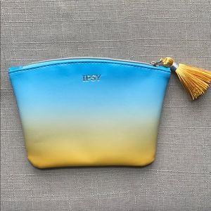 MAKEUP BAG